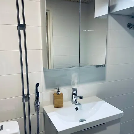 Seaview, 5 Min To Metro And Major Shopping Center Daire