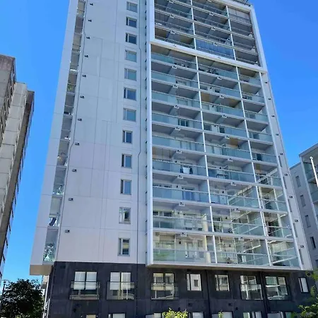 Seaview, 5 Min To Metro And Major Shopping Center Daire